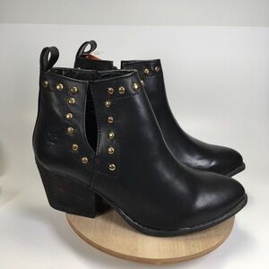 Ferrini Black Studded Ankle Boots 8.5